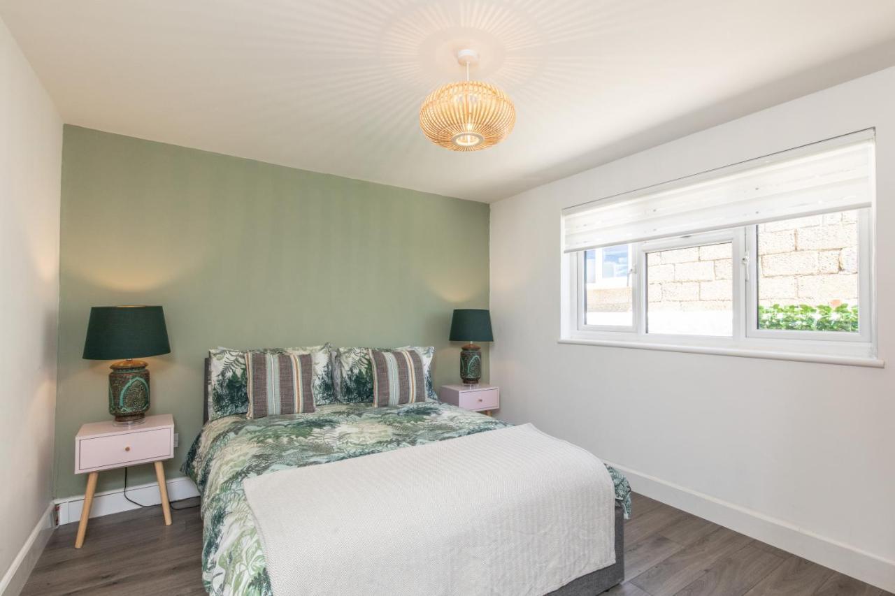 Beach, Hills, Food, Scenic Walks-The Kelp House. Peacehaven Esterno foto