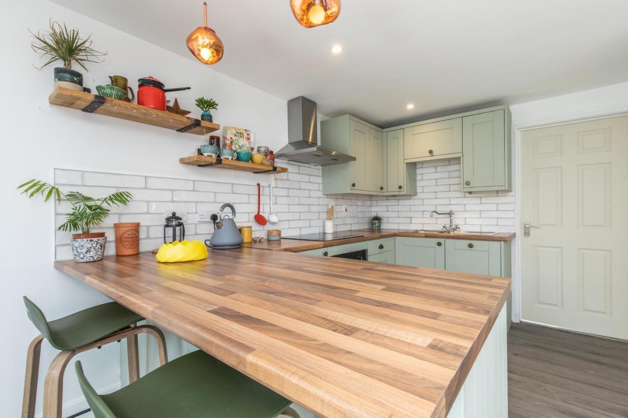 Beach, Hills, Food, Scenic Walks-The Kelp House. Peacehaven Esterno foto