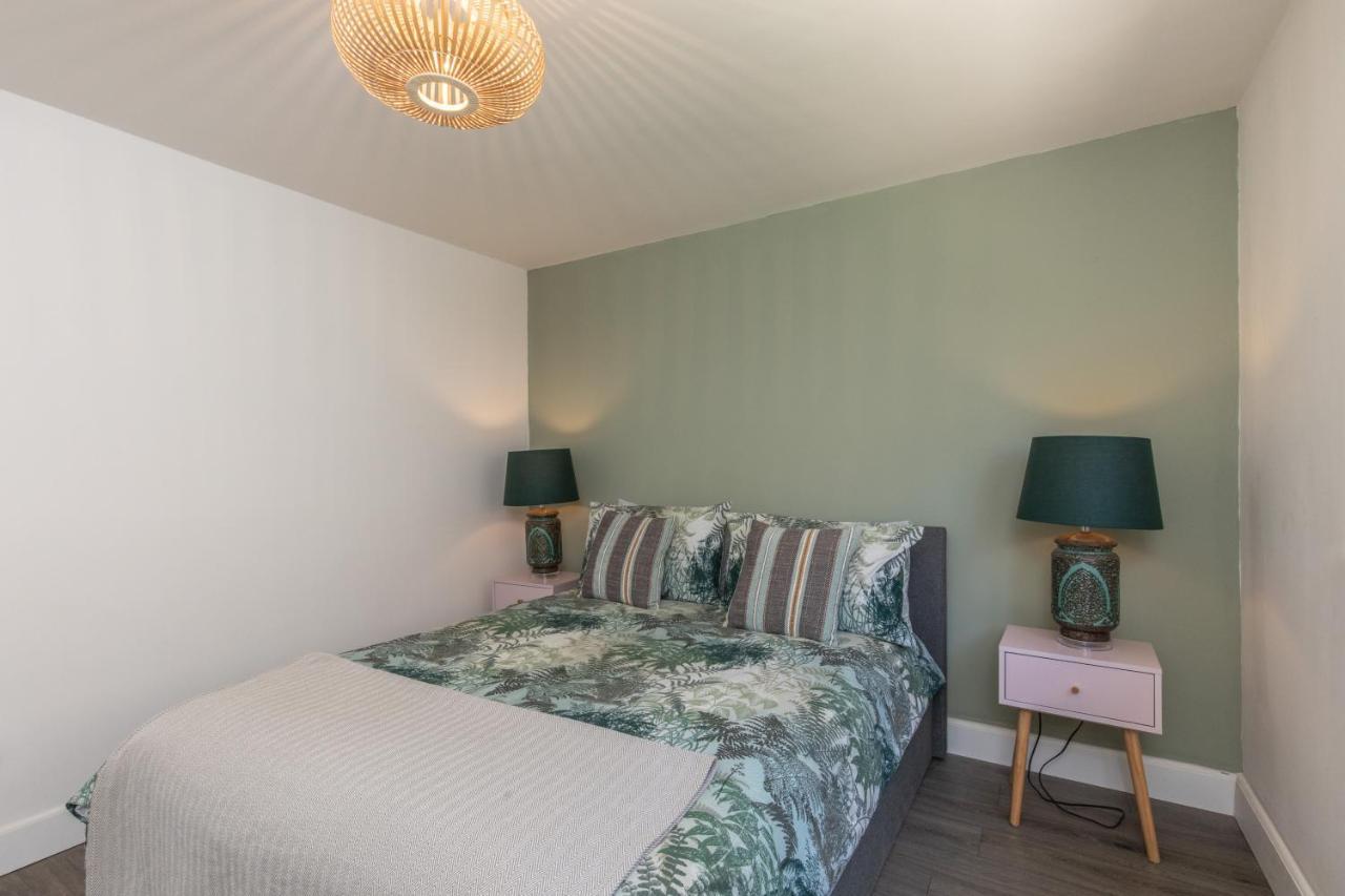 Beach, Hills, Food, Scenic Walks-The Kelp House. Peacehaven Esterno foto